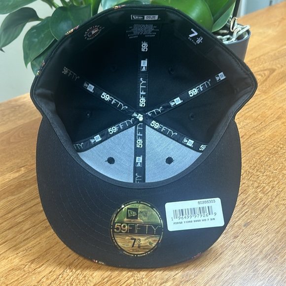 New Era Houston Astros 59FIFTY 7 3/8 Fitted Cap - Picture 3 of 5